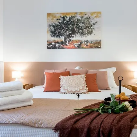 Apartment Casa Scheria With Private Garden