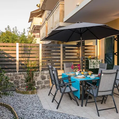 Apartment Casa Scheria With Private Garden *